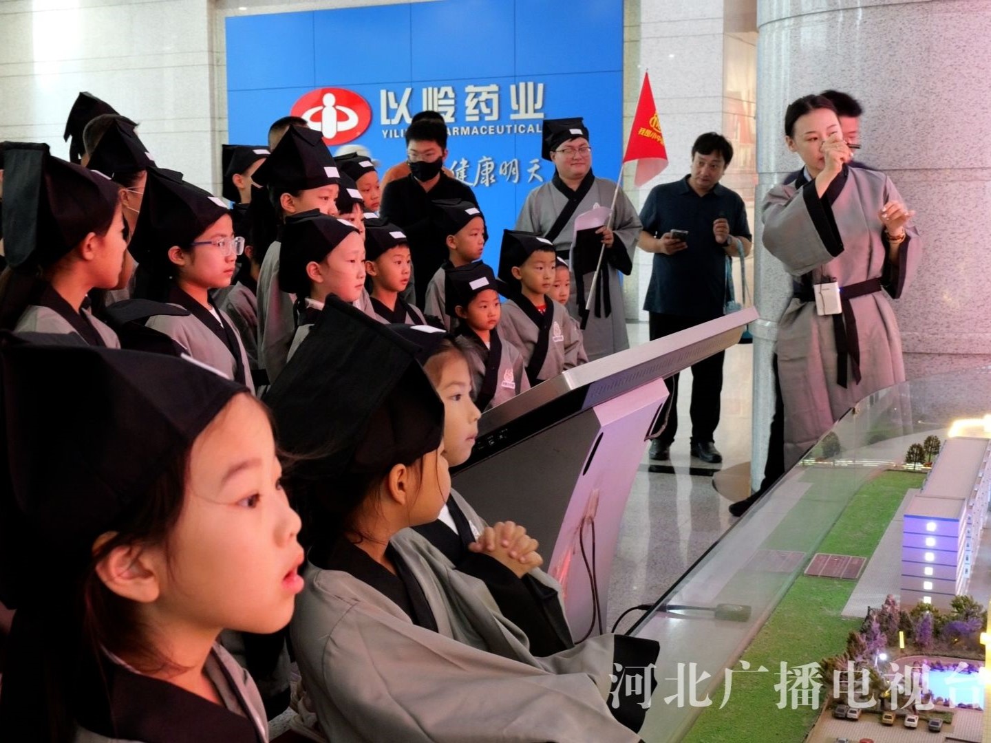 传承中医文化 播撒健康种子——“我是小中医 络学夏令营”成功举行